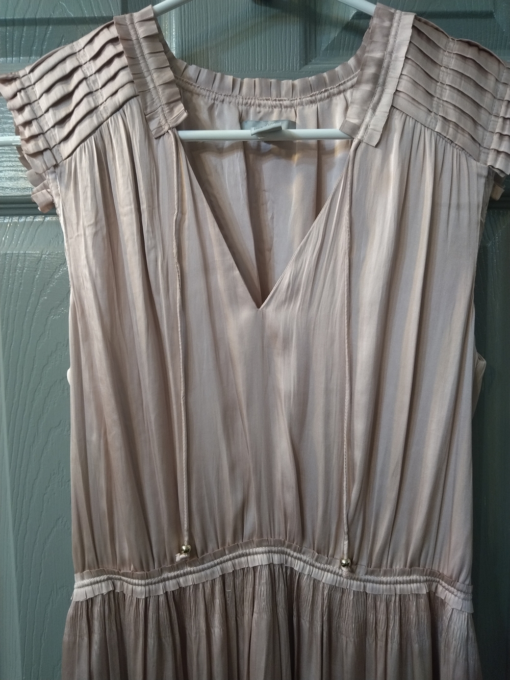 *NWOT* Women's H&M Blush Pink Pleated Dress - Picture 4 of 8